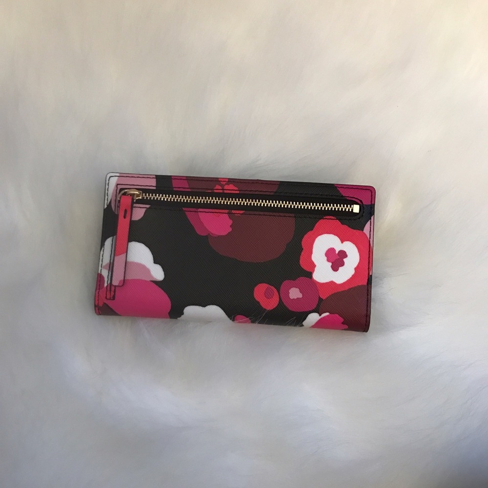 Kate Spade Wallet - Picture 2 of 5